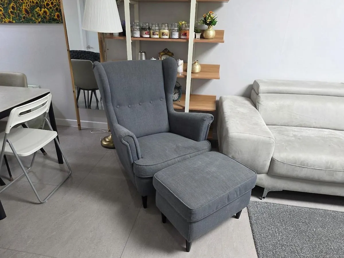 깔끔하고 이쁜 빌라, 공항 인근 Korsel