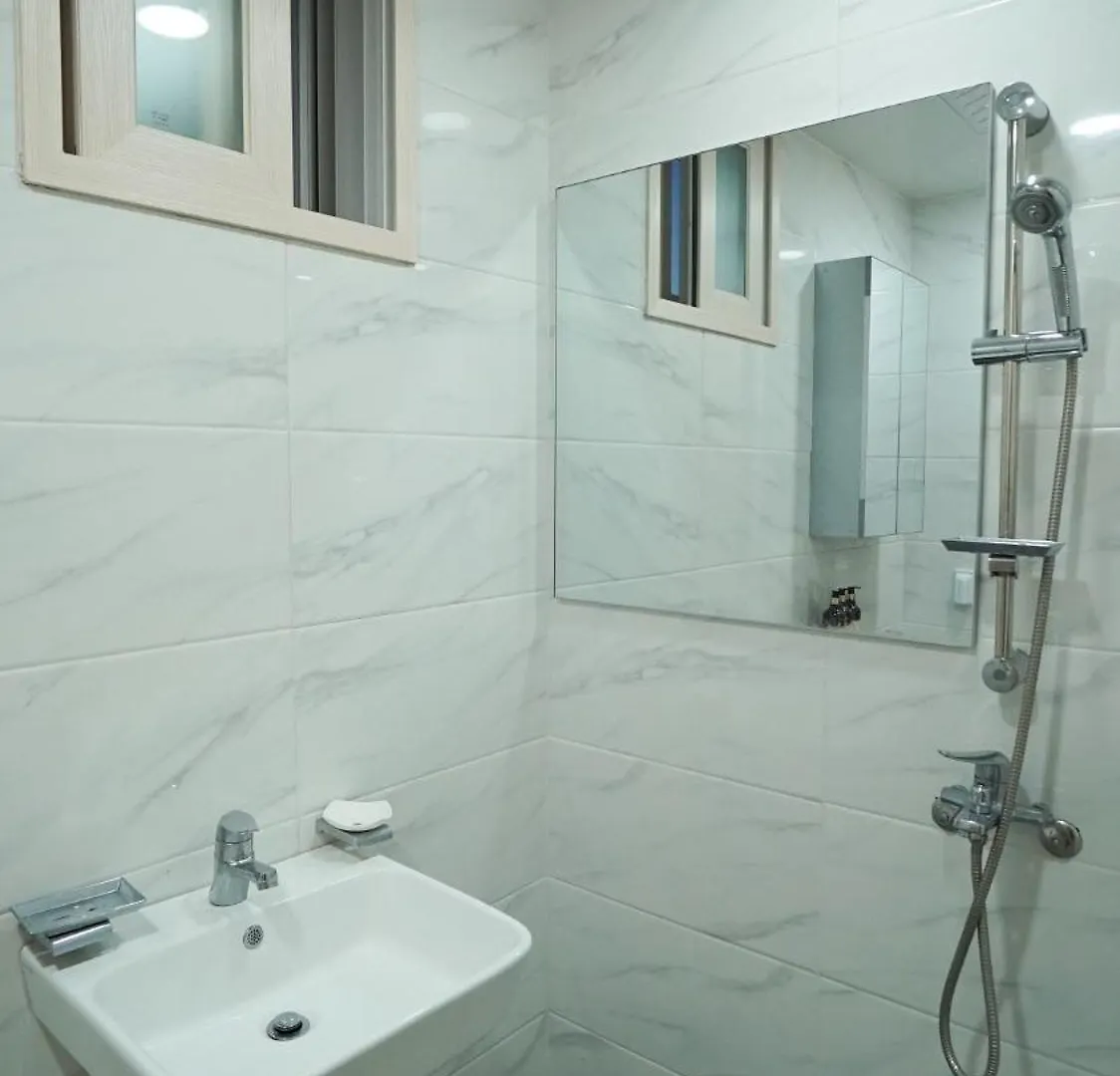 Apartemen 깔끔하고 이쁜 빌라, 공항 인근