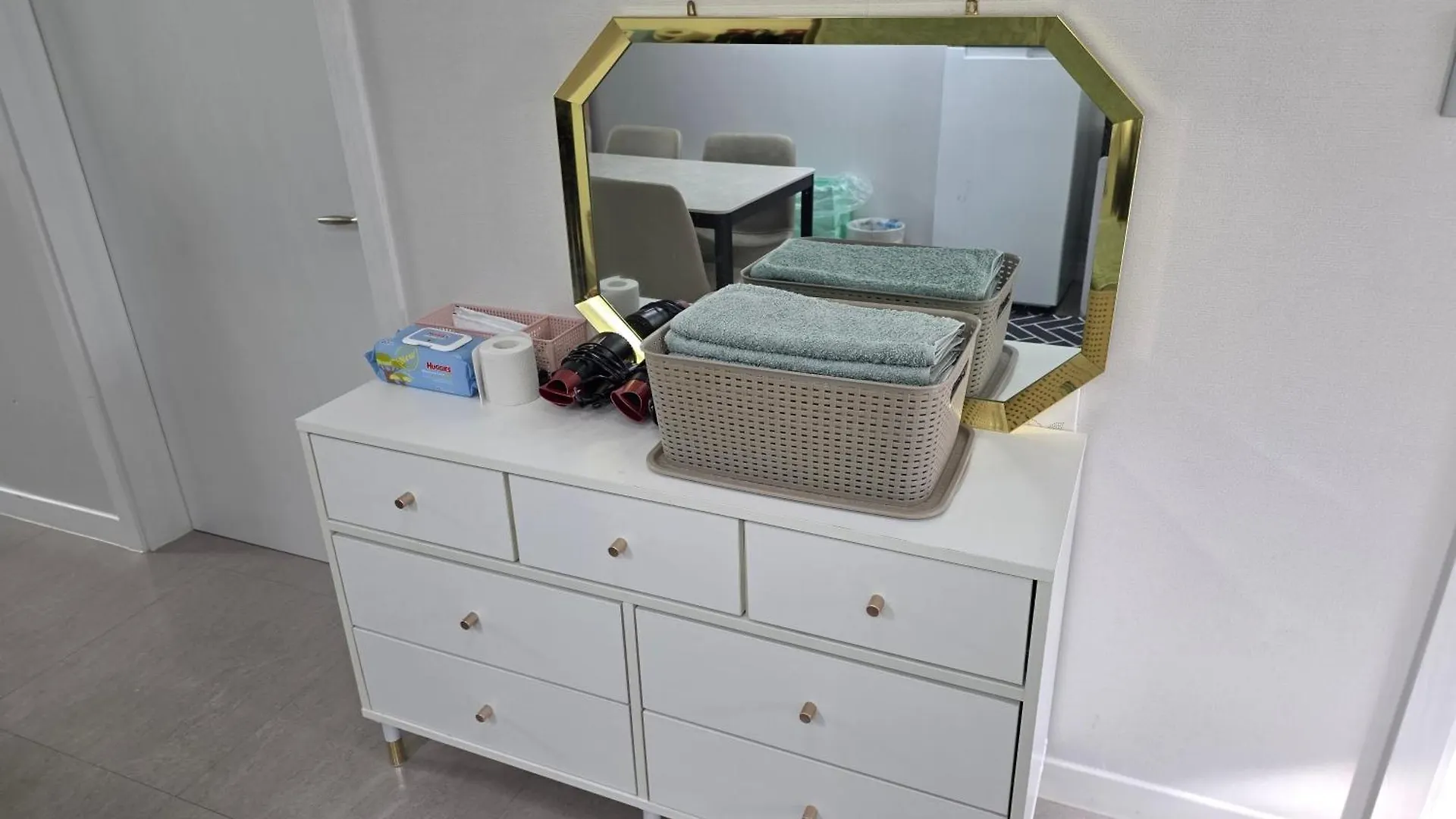 깔끔하고 이쁜 빌라, 공항 인근 Incheon Apartment