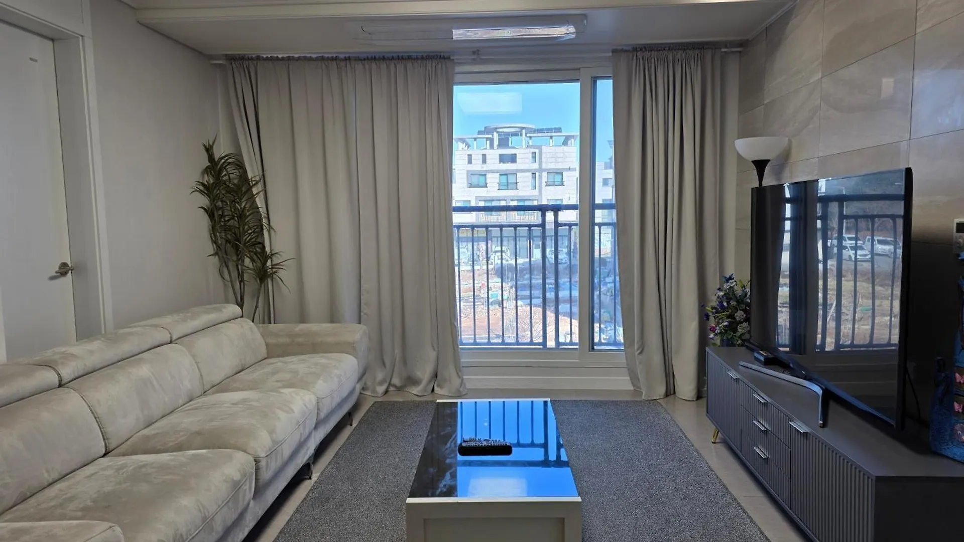 깔끔하고 이쁜 빌라, 공항 인근